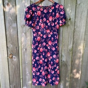 Vince Camuto floral dress with tie keyhole back